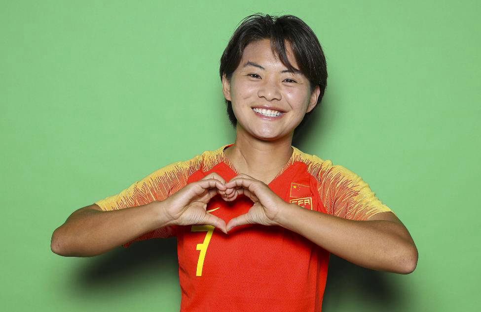 王霜感慨夺得女足亚冠冠军：四年前吹过的牛，终(历届亚冠冠军一览)