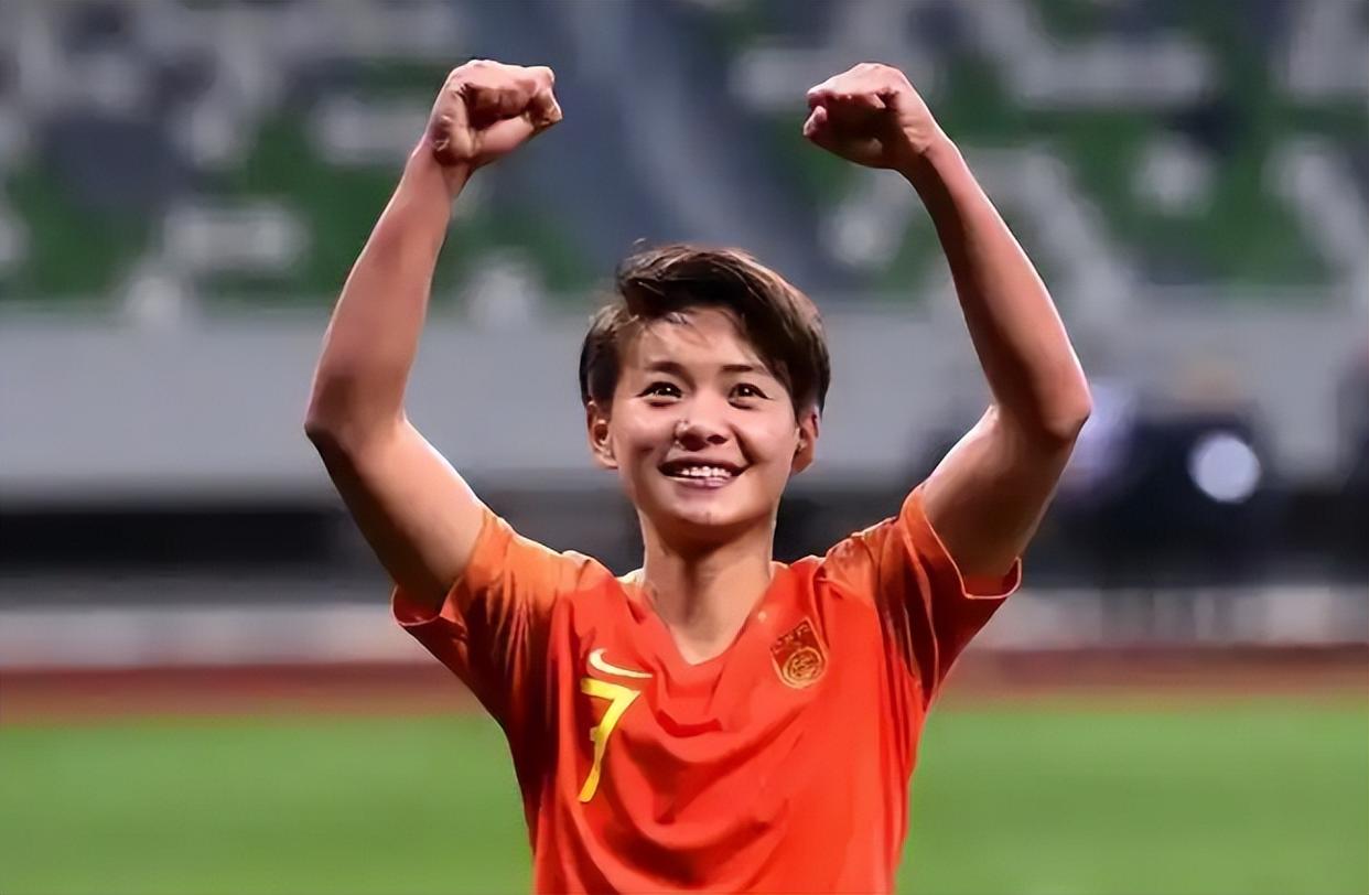 王霜感慨夺得女足亚冠冠军：四年前吹过的牛，终(历届亚冠冠军一览)
